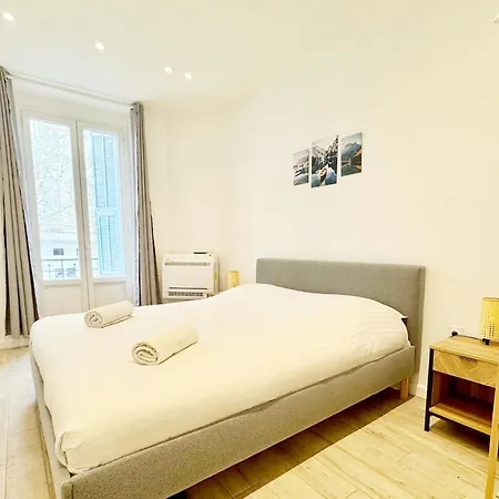 Rf105 - Authentique 3p Centre