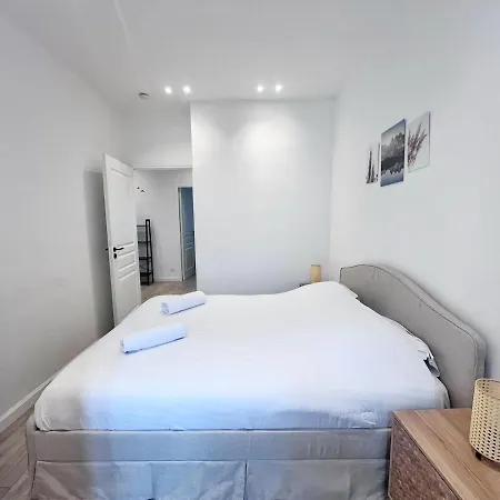 Rf105 - Authentique 3p Centre